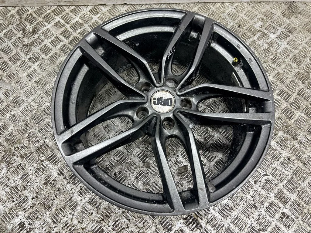 R18 alloy rim