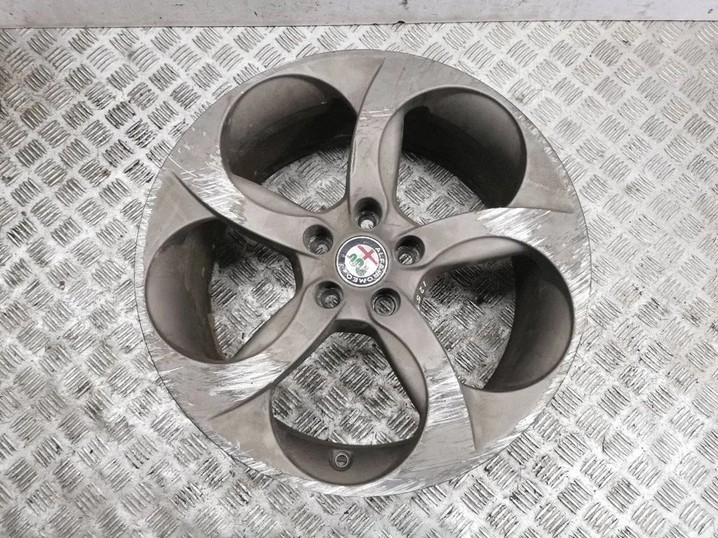 R18 vieglmetāla disks (-i) 156109961