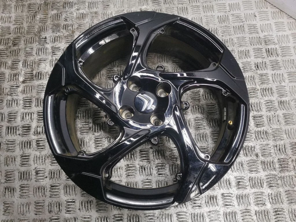 R18 alloy rim 9855426580