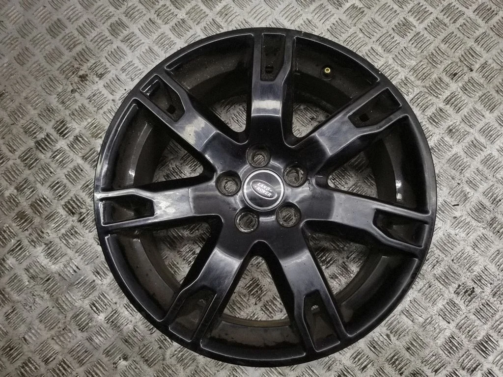 R18 alloy rim HL45553