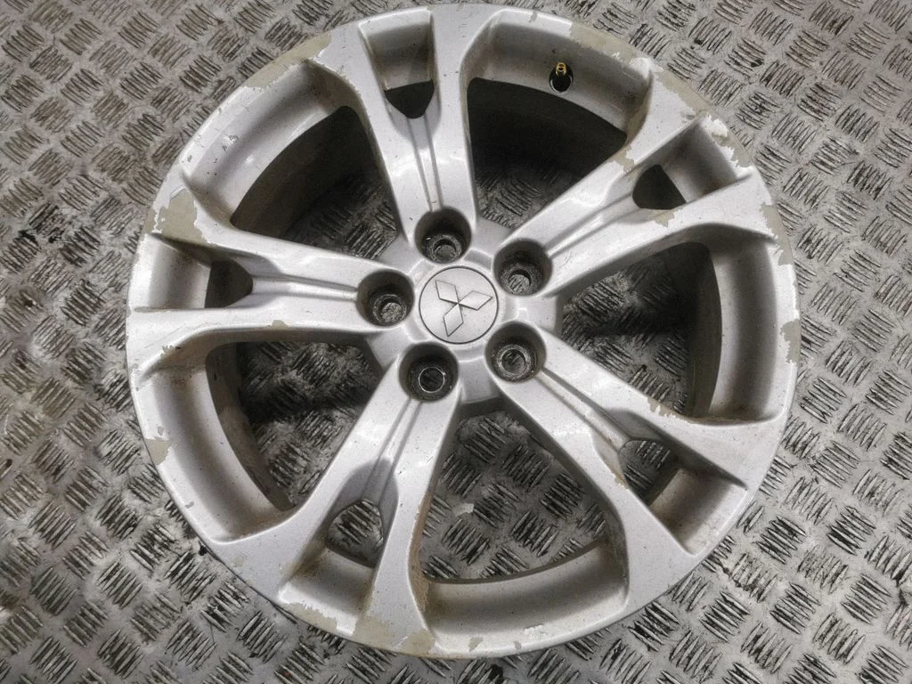 R18 alloy rim 4250C201