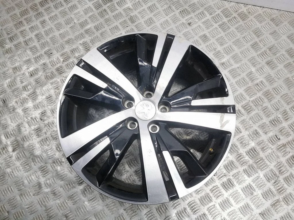 R18 alloy rim 9809687377