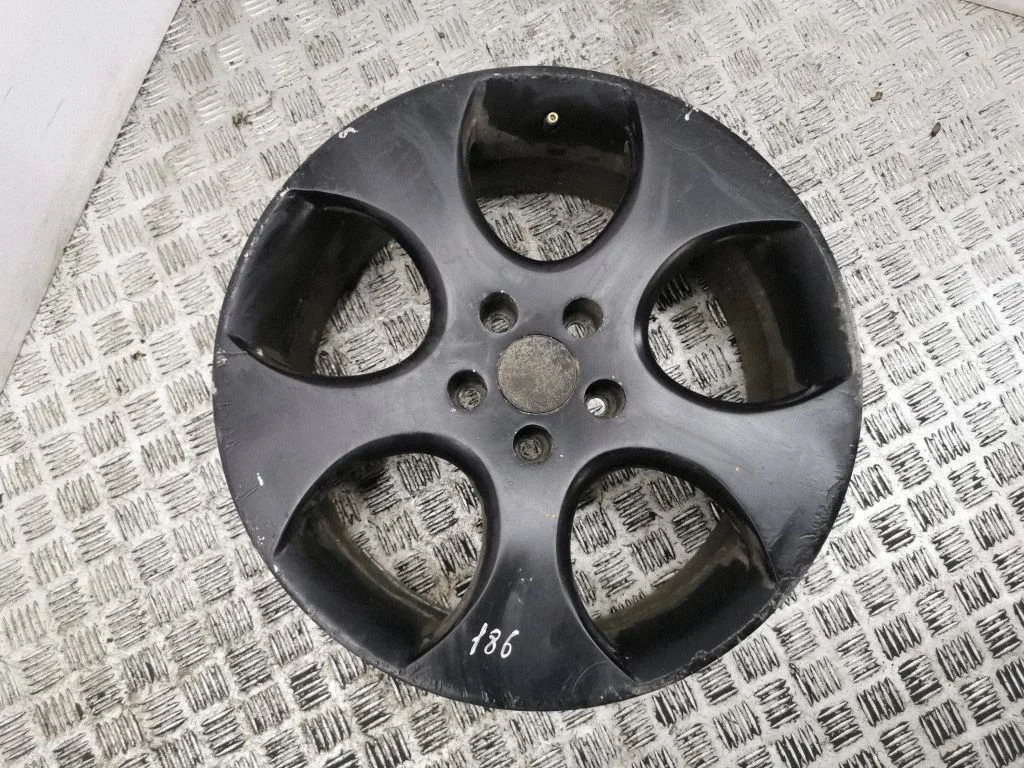 R18 alloy rim – Volkswagen Golf Plus (2005-2013)