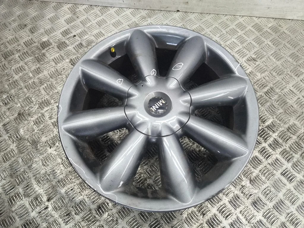 R18 alloy rim – Mini Cooper Countryman R60 (2011-2016)