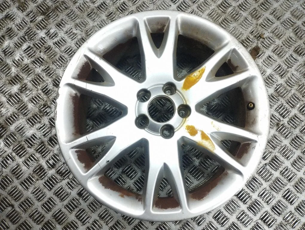R18 valuvelg (-veljed) – Volvo XC90 (2003-2006)