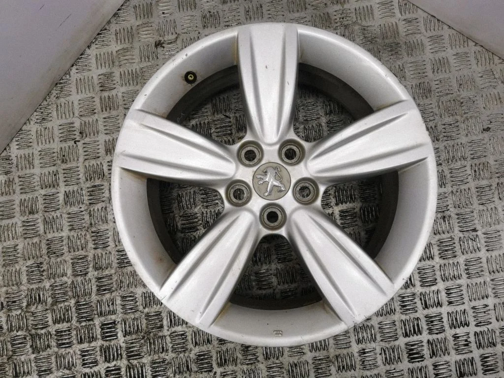 R18 vieglmetāla disks (-i)