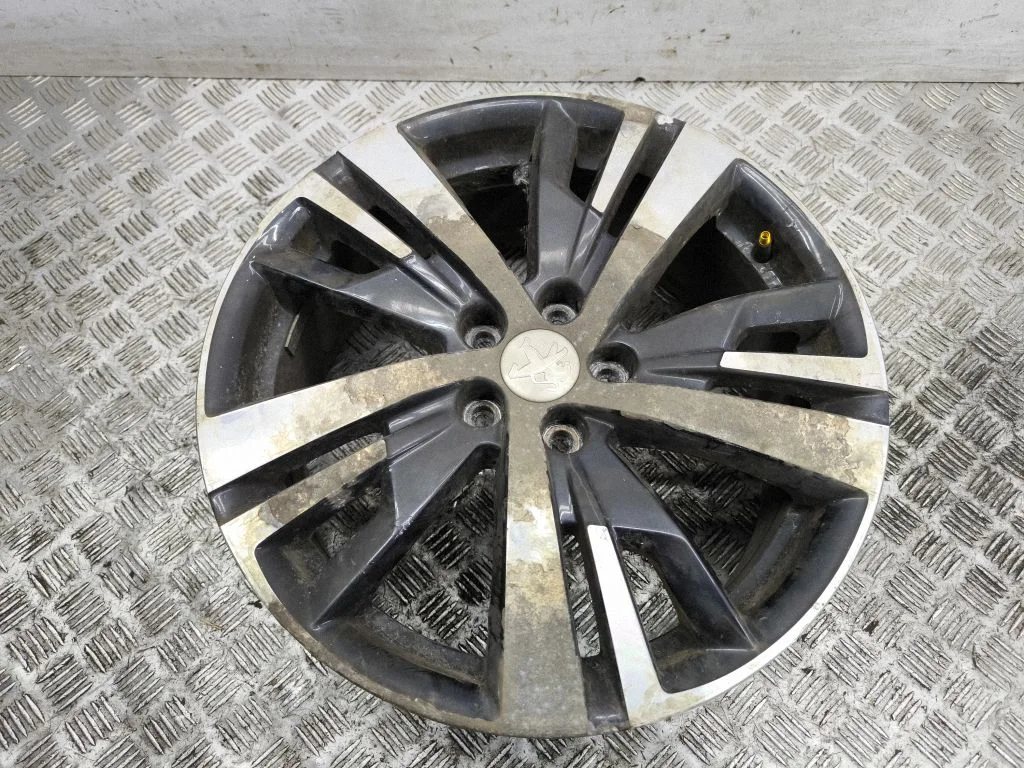 R18 alloy rim 9809687377