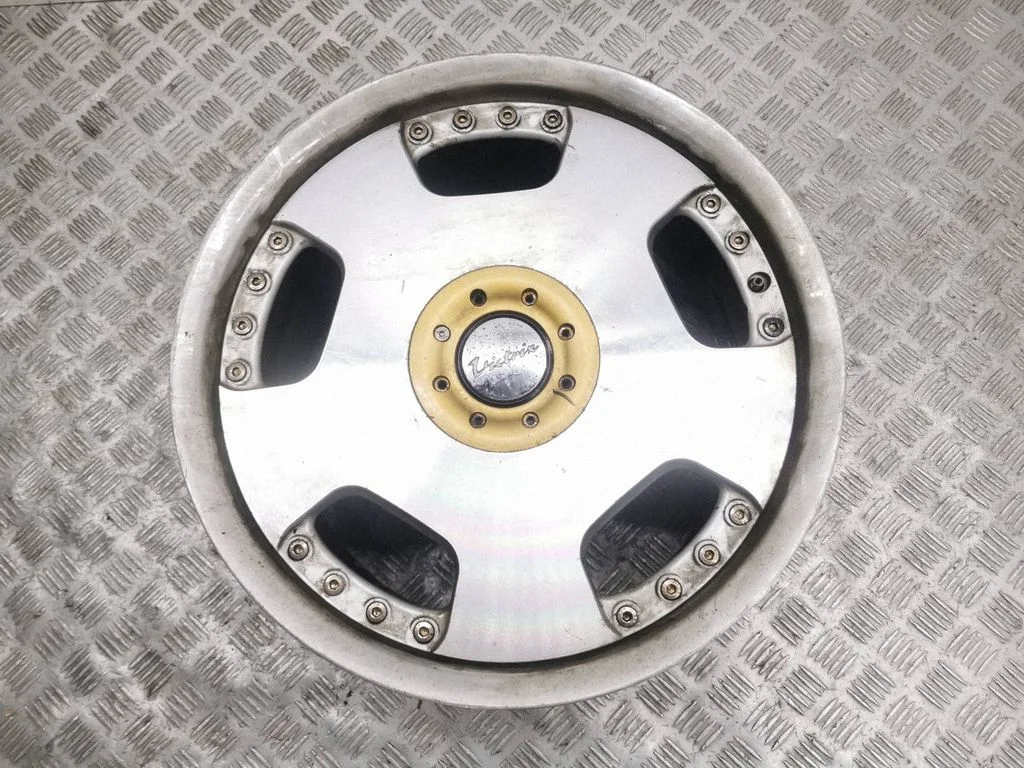 R18 alloy rim R04171