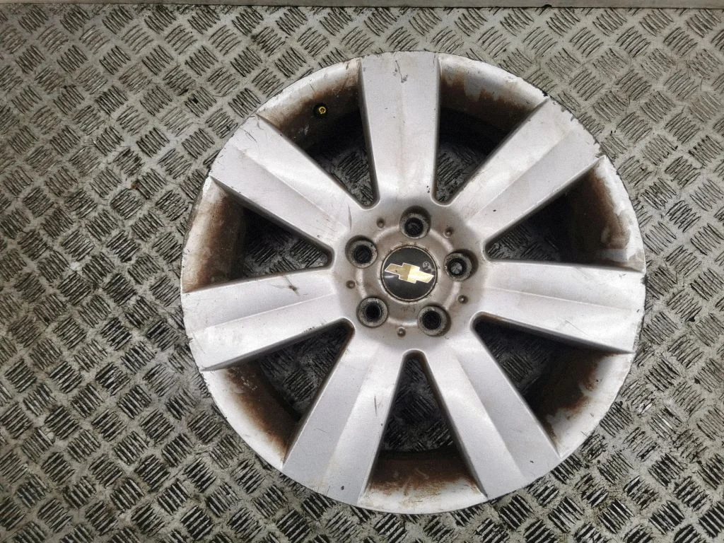 R18 alloy rim