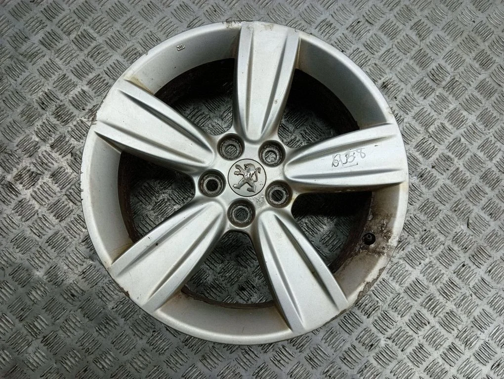 R18 alloy rim