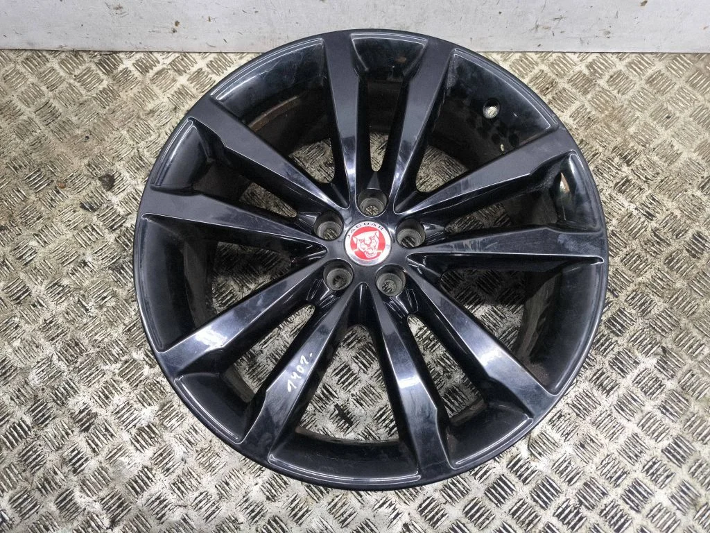 R20 vieglmetāla disks (-i) – Jaguar F-Pace (2016-)