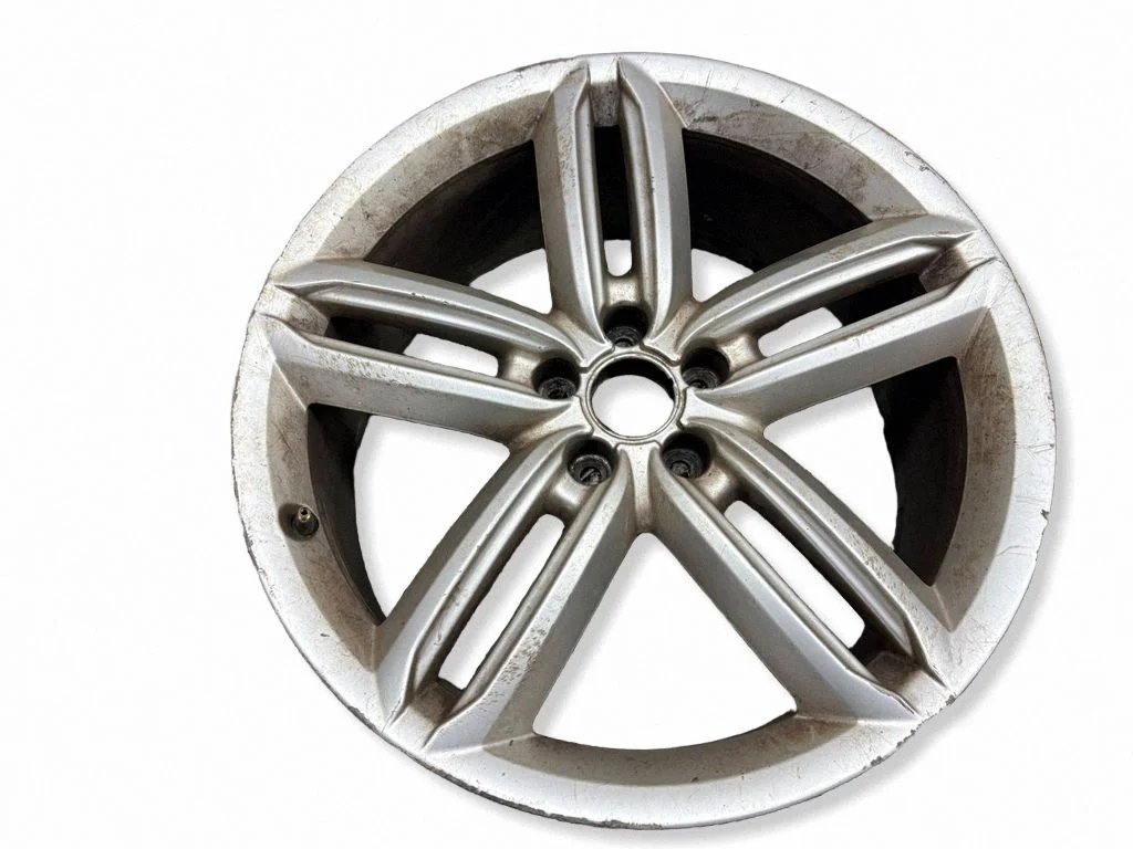 R20 alloy rim 4G9601025B