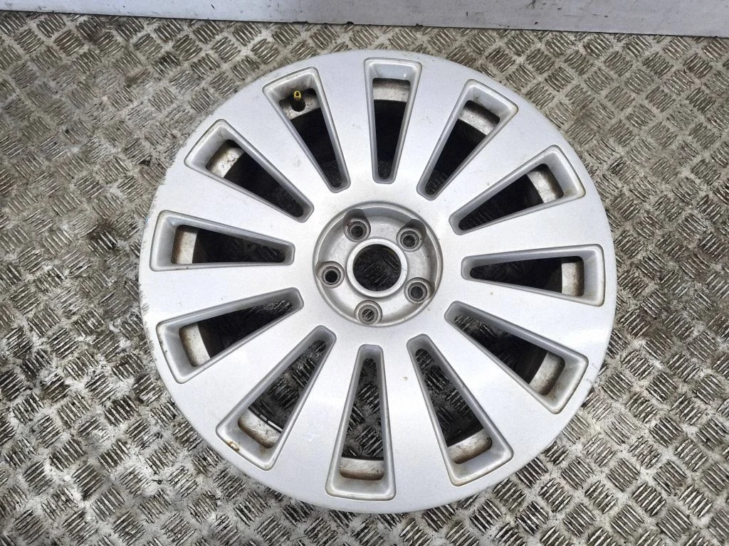 R19 vieglmetāla disks (-i)