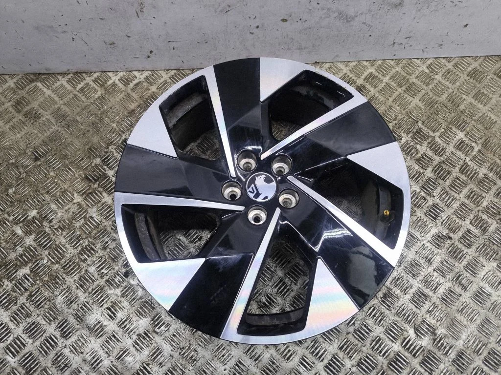 R19 alloy rim 9851867480