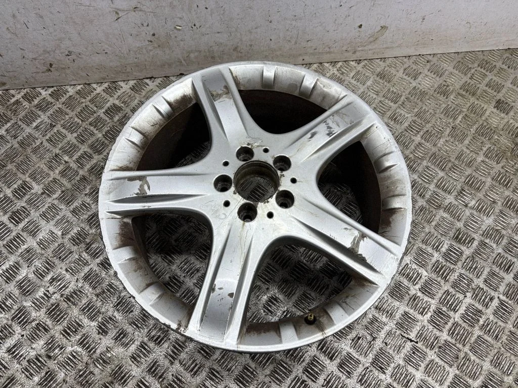 R19 alloy rim A2514011202