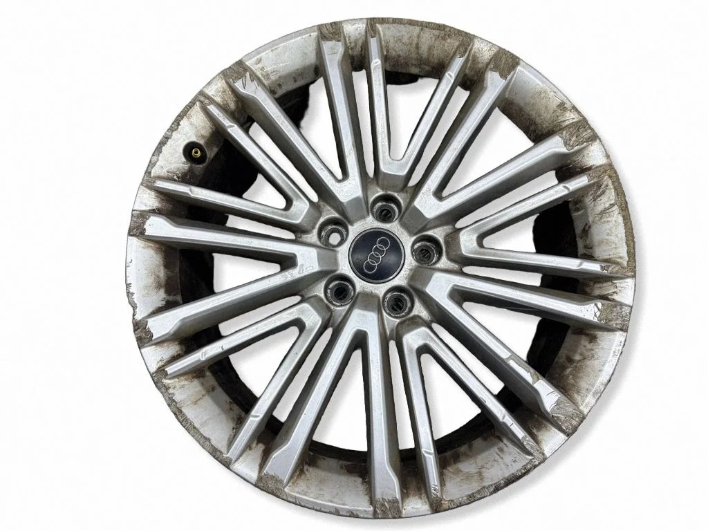 R19 alloy rim 8W0601025BE