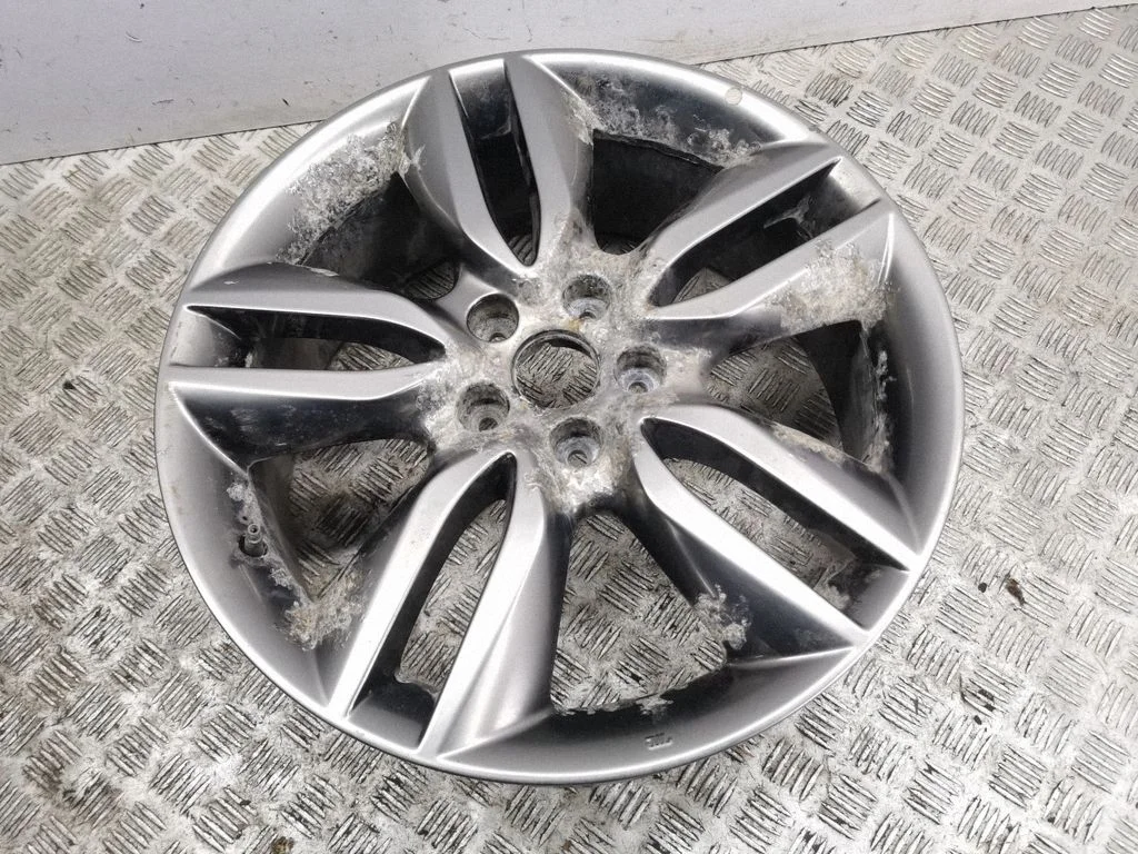 R19 alloy rim 529102W190