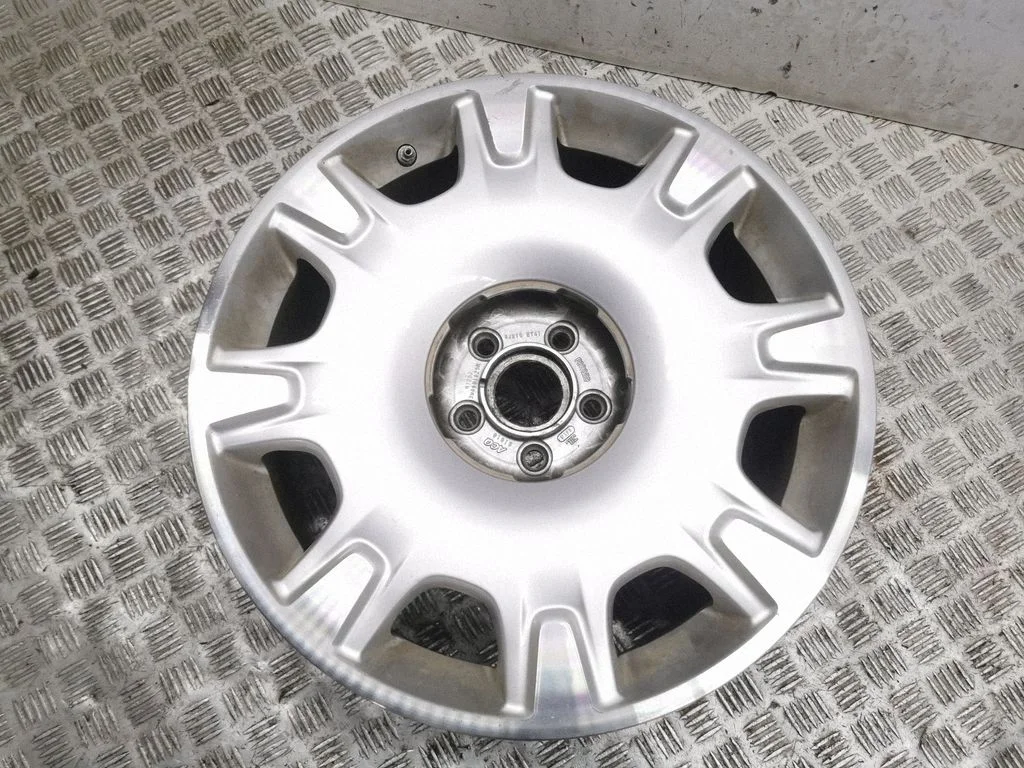 R19 vieglmetāla disks (-i) 3W0601025R