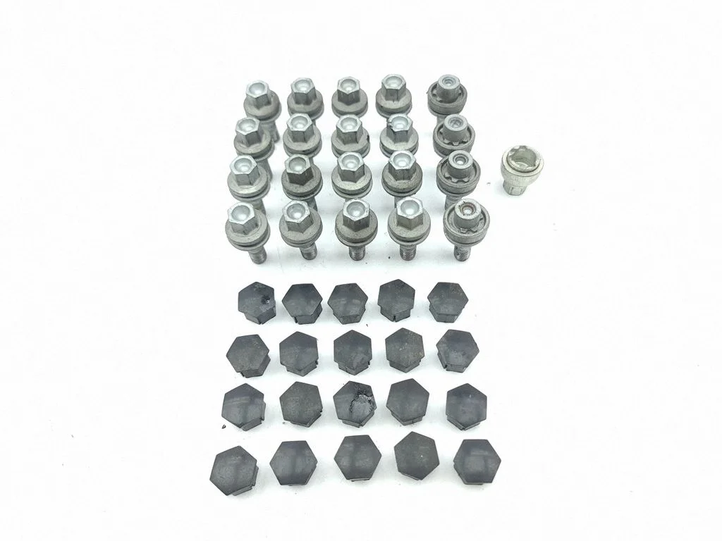 Nuts/bolts