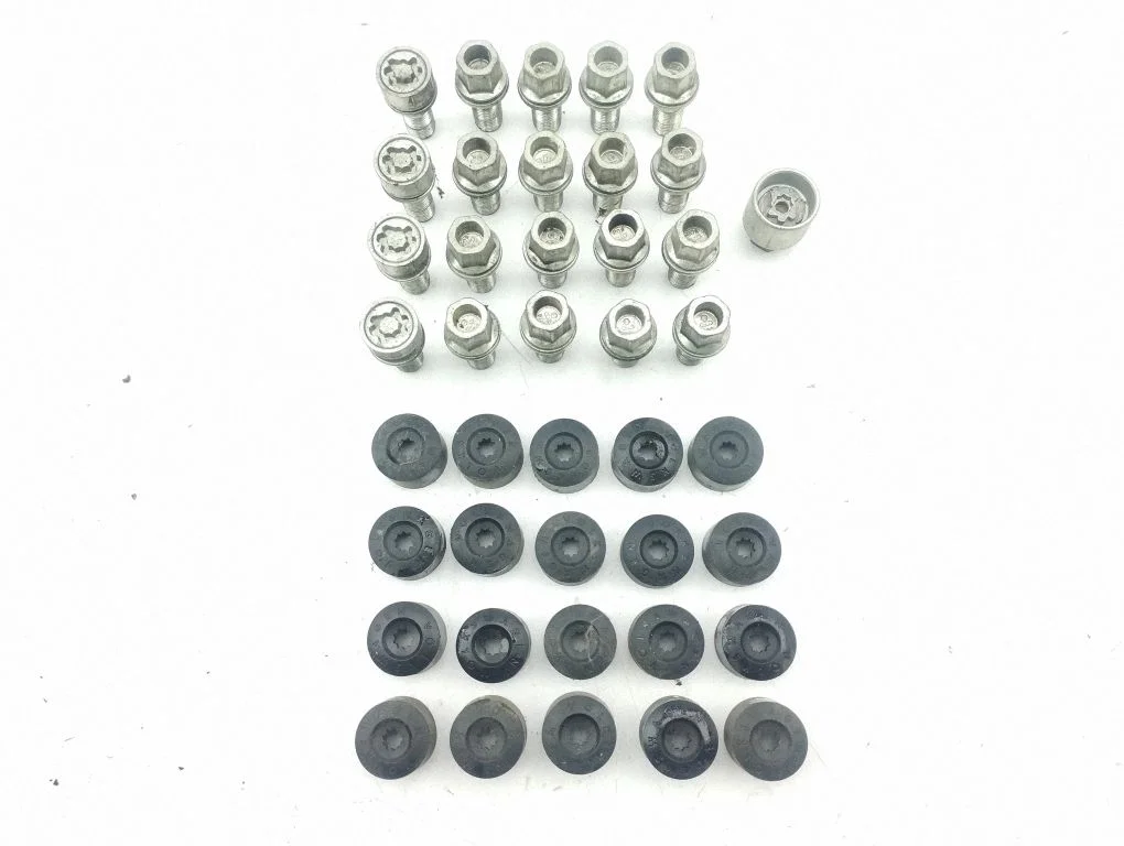 Nuts/bolts