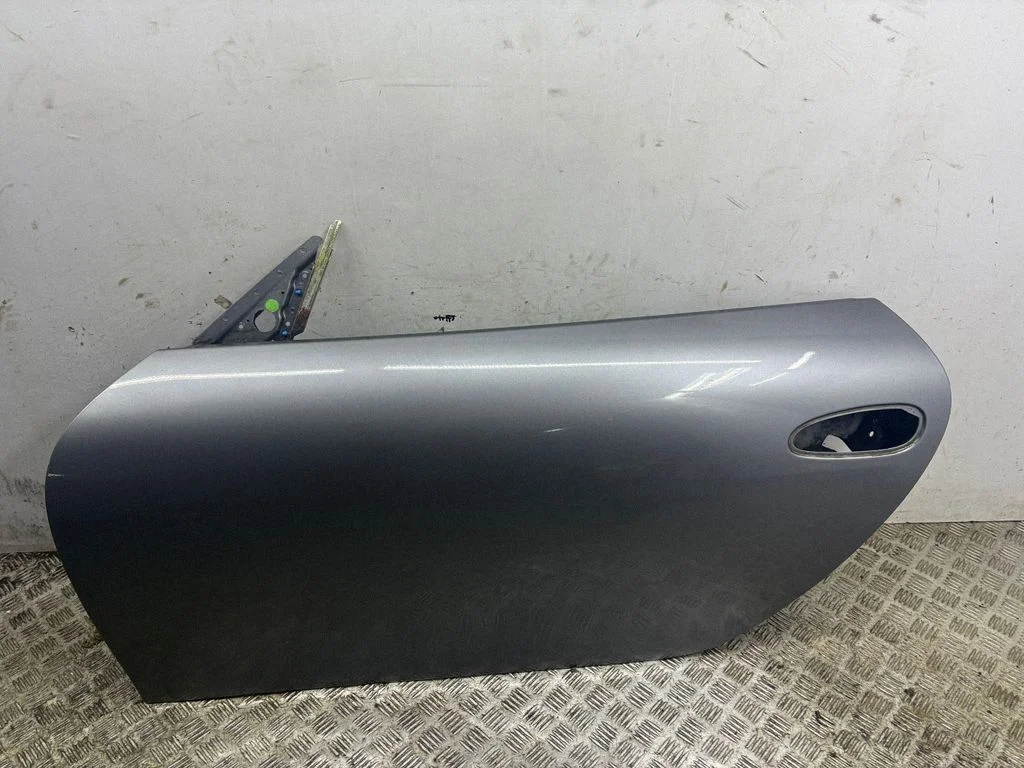 Front door coupe – left