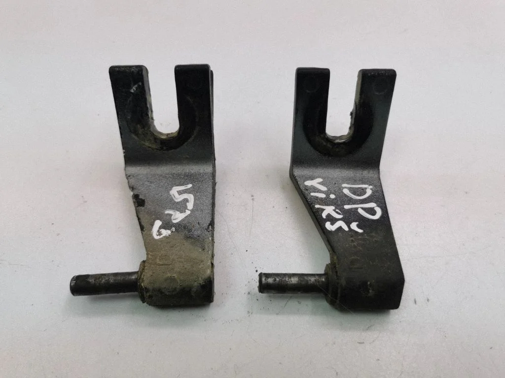 Front door hinges set – right