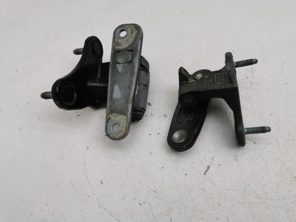 Front door hinges set – right