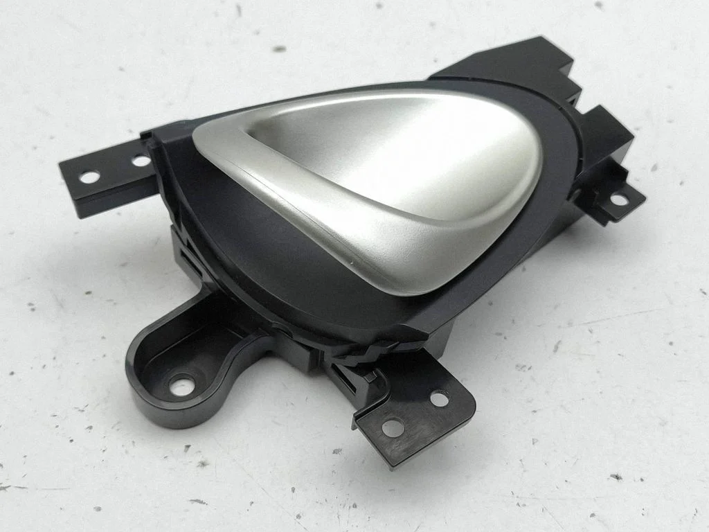 Front door interior handle – left