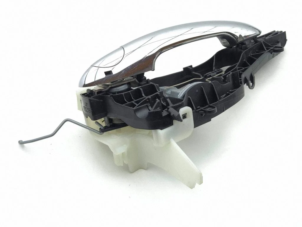 Front door exterior handle – right