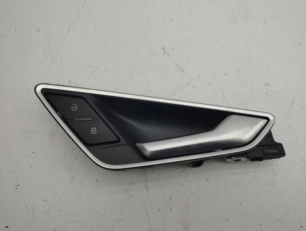 Front door interior handle 81a837020a
