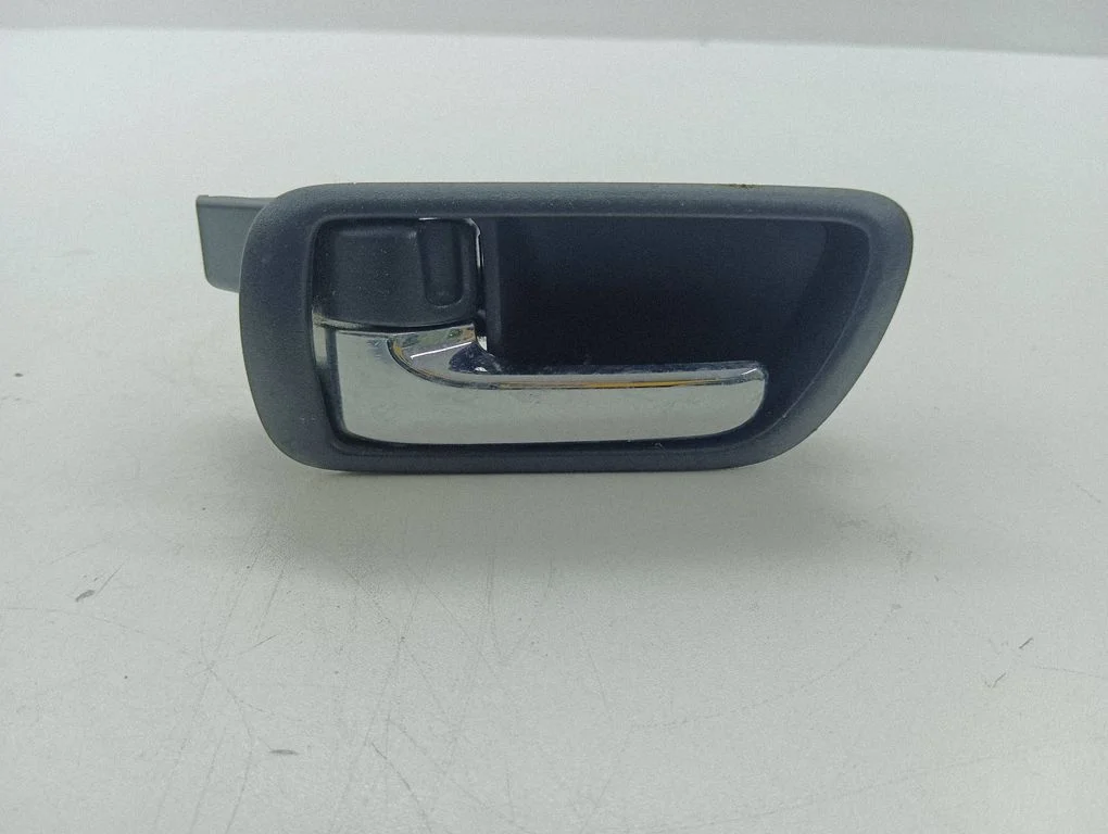Front door interior handle 692060F010