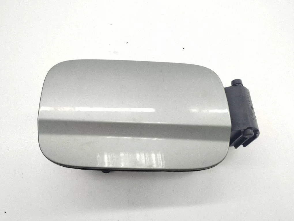 Fuel tank cap – Mercedes-Benz C-Class AMG W204 (2007-2014)