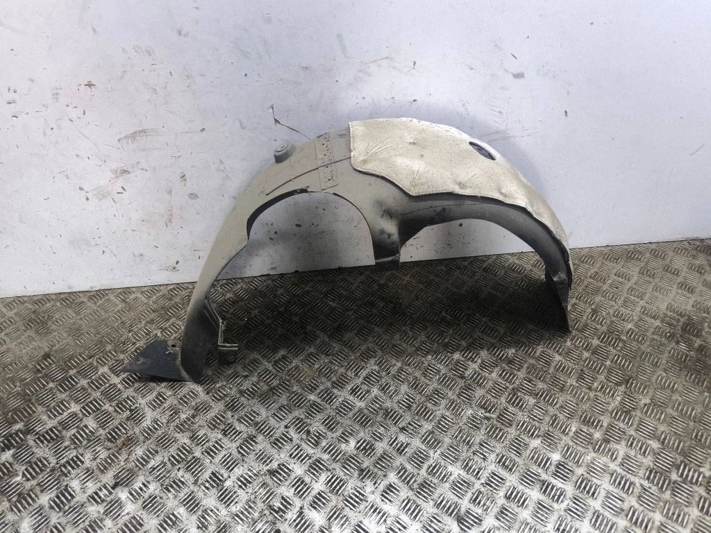 Rear arch fender liner splash guards 86821J9000