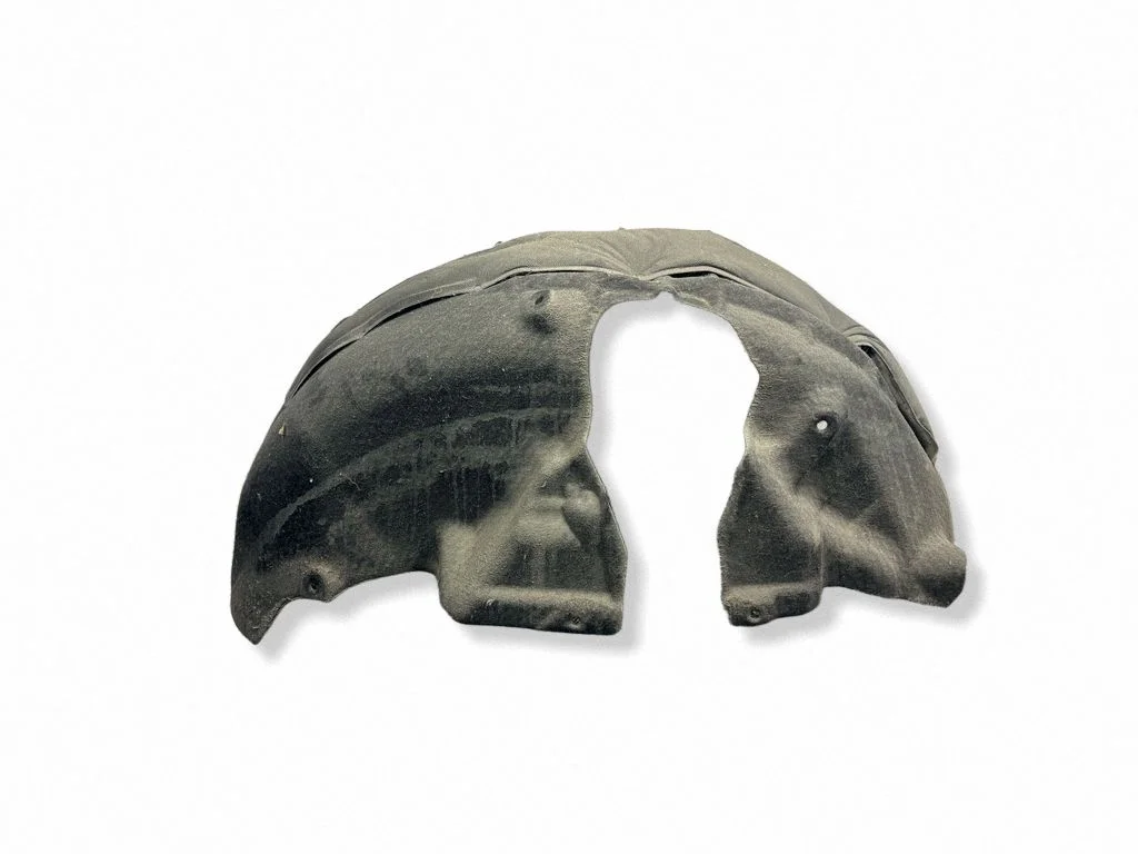 Rear arch fender liner splash guards – right