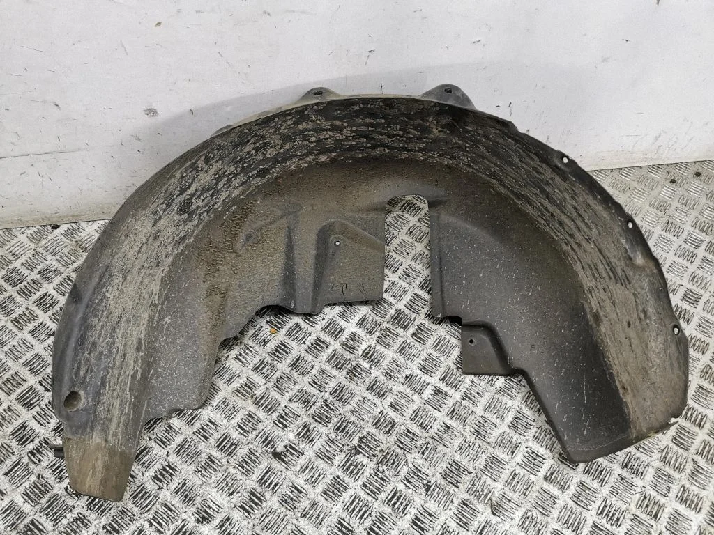 Rear arch fender liner splash guards – left