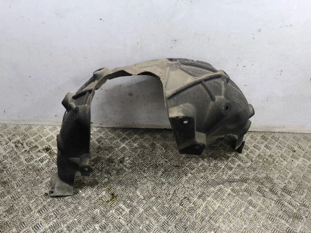 Rear arch fender liner splash guards 767498938R