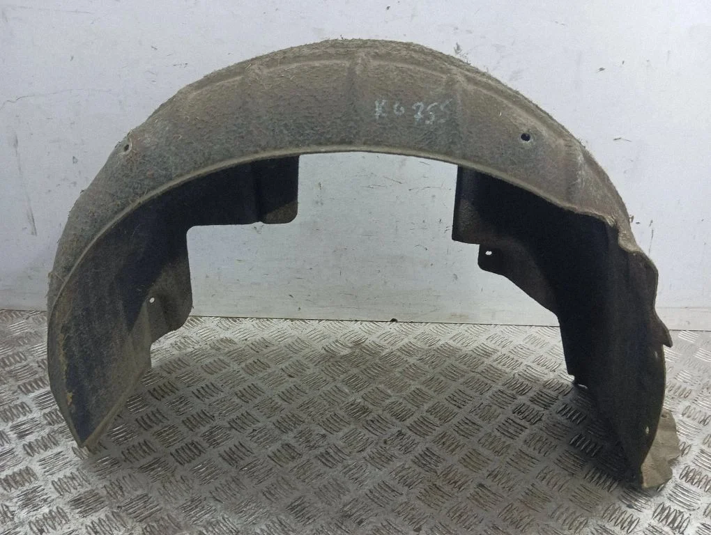 Rear arch fender liner splash guards – left