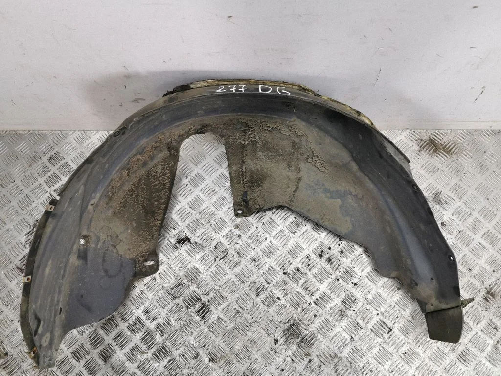 Rear arch fender liner splash guards – right