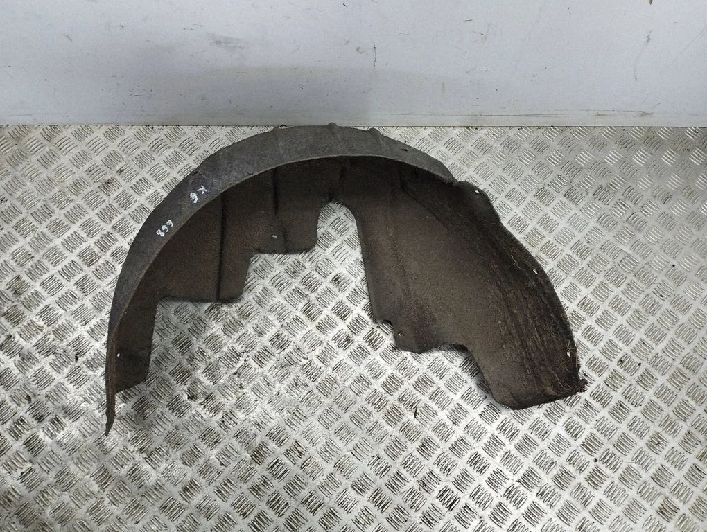 Rear arch fender liner splash guards – left