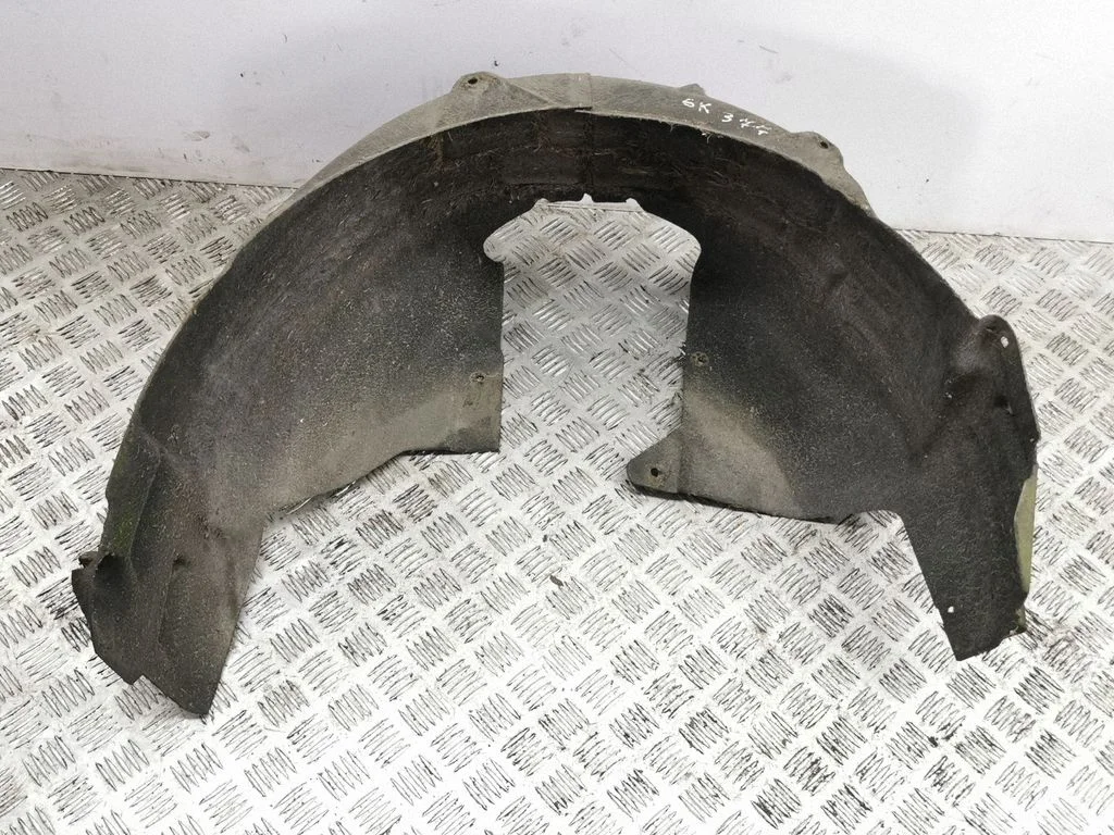 Rear arch fender liner splash guards BM51A278B51AF