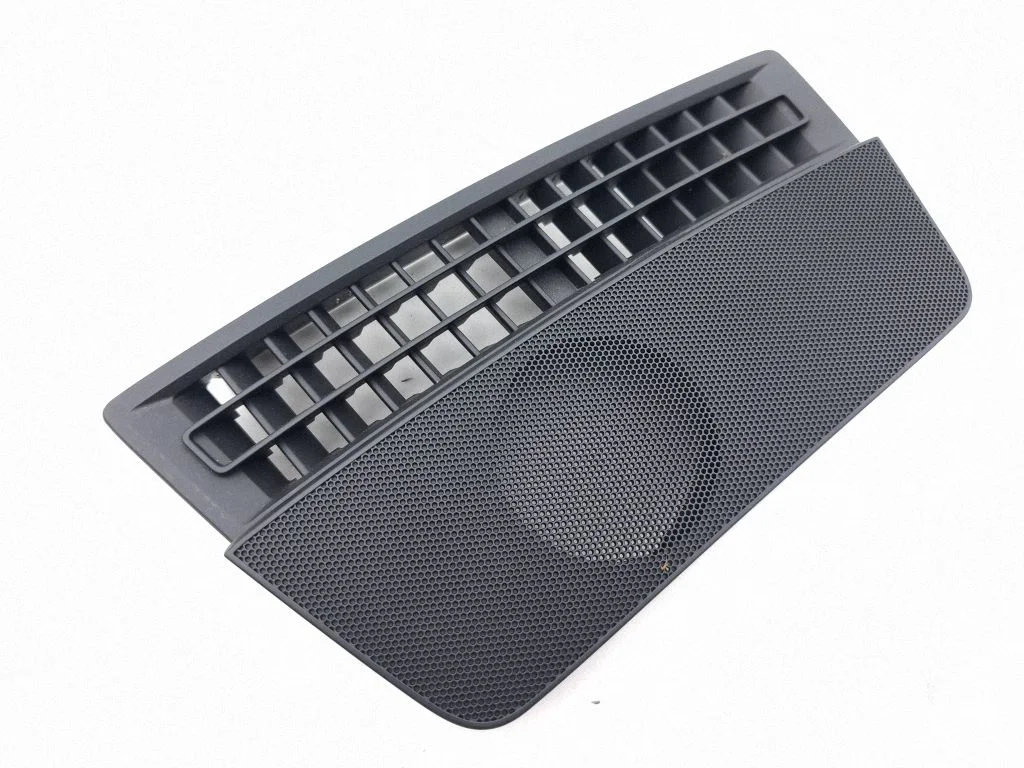 Dash center speaker trim cover – Audi Q4 e-tron (2021-)