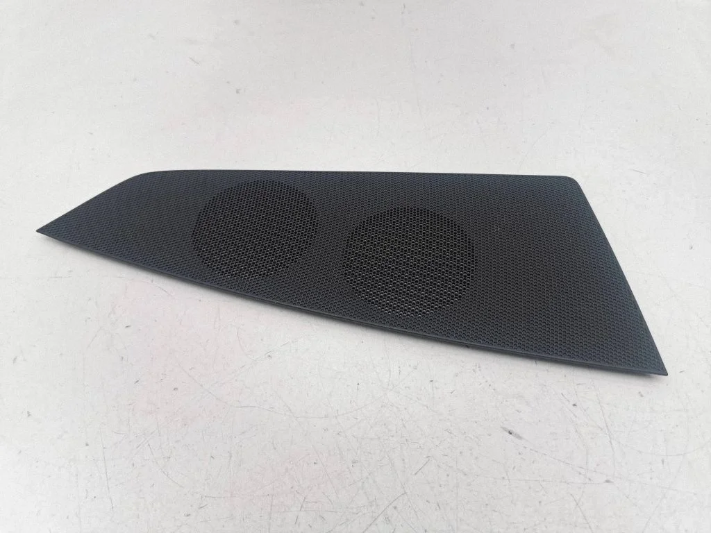 Dash center speaker trim cover – Audi RS Q3 (2019-)
