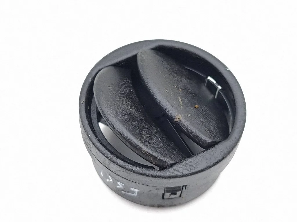 Dash center air vent grill 224666
