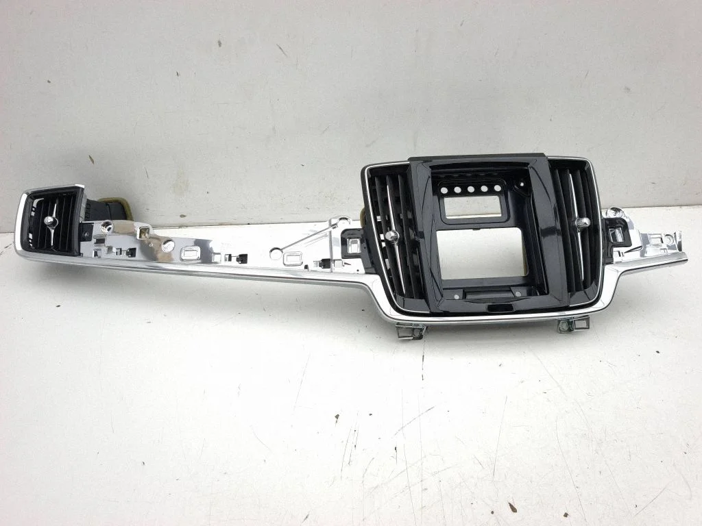 Dash center air vent grill 31403975
