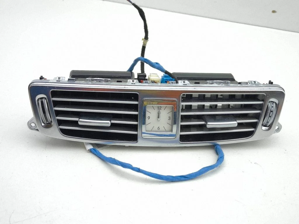 Dash center air vent grill A2188300054