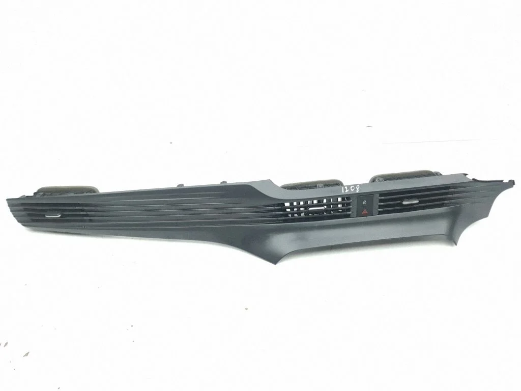 Dash center air vent grill 84795Q0900DX5