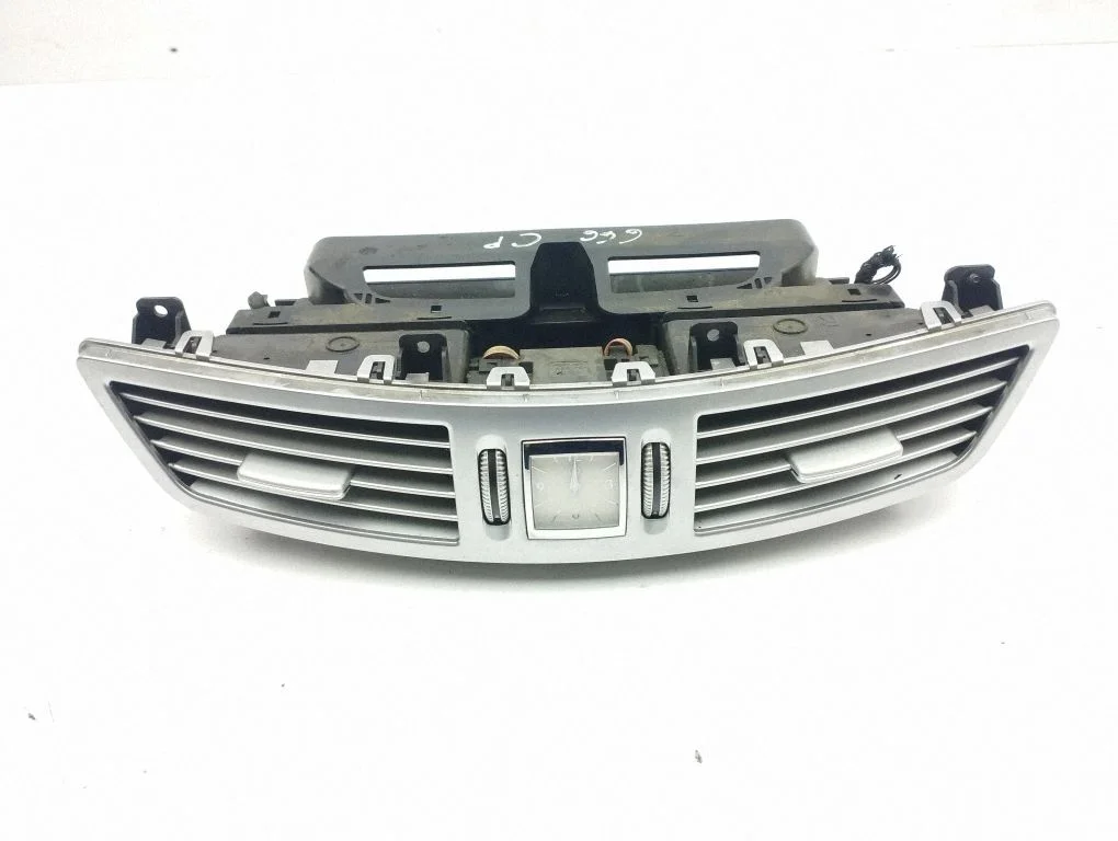 Dash center air vent grill 05569001