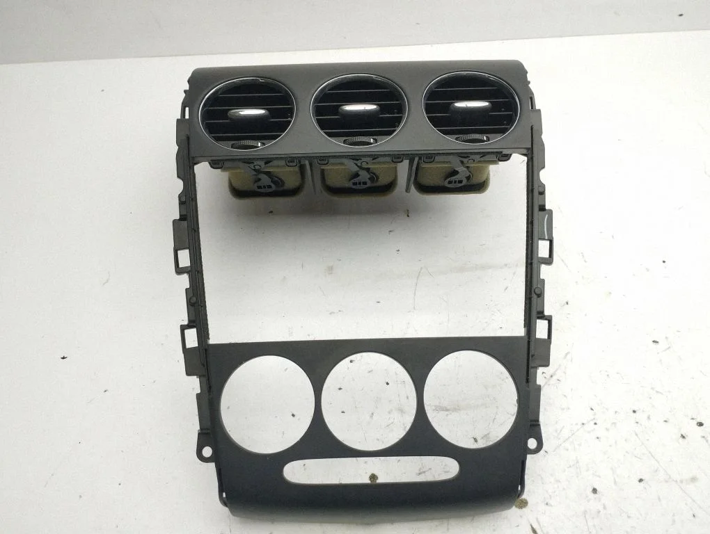 Dash center air vent grill