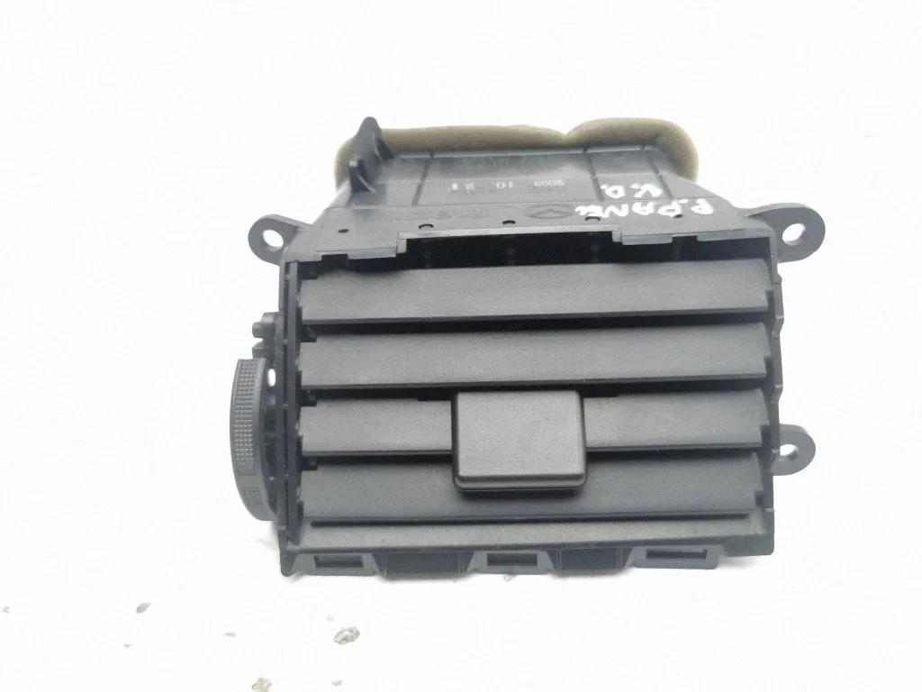 Dash center air vent grill GS1DGM931
