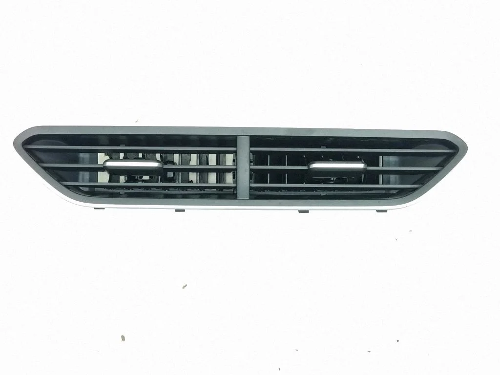 Dash center air vent grill 10A819728